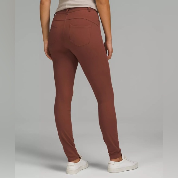 Lululemon City Sleek Slim-Fit 5 Pocket High-Rise Pant (30) - Picture 5 of 5